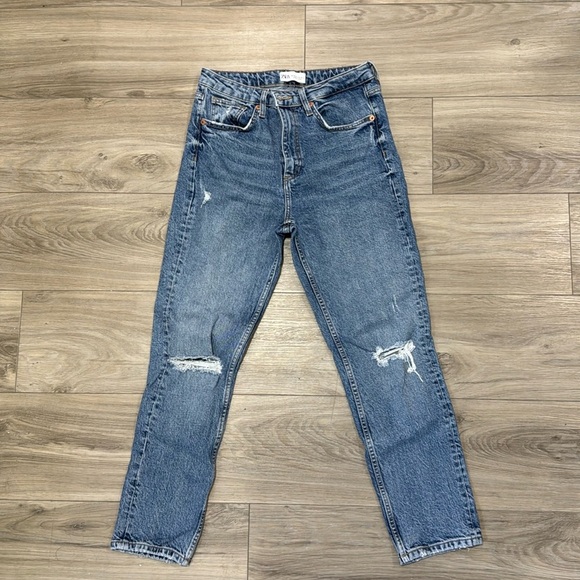 Zara Medium Wash Distressed Denim - Picture 1 of 5